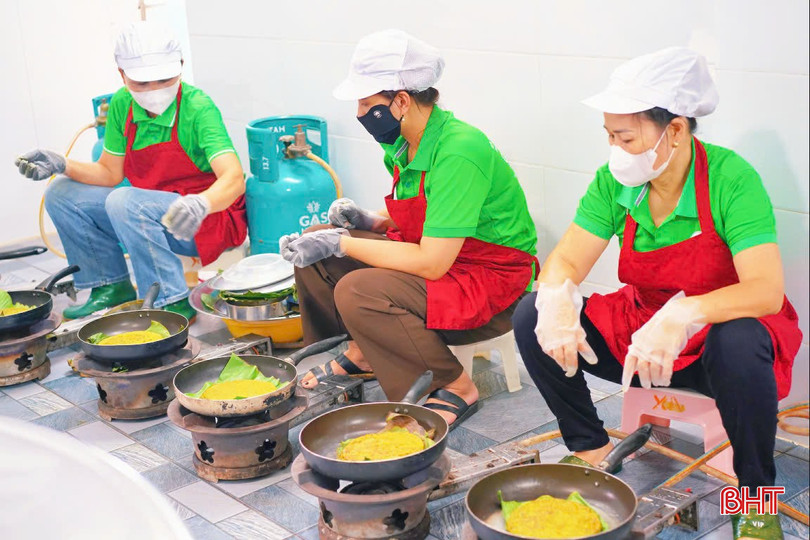 Cơ sở thu mua rươi Cường Liệu (xã Xuân Lam) chế biến món chả rươi 11-5300-9049.jpg