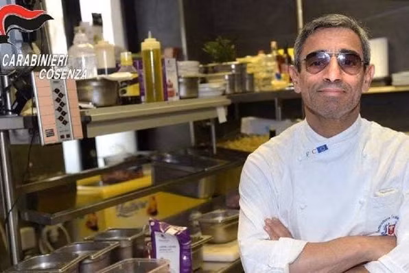 Trùm mafia Ý bị bắt khi đang giả dạng đầu bếp pizza ở Pháp