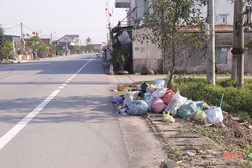 Nỗ lực thu gom, xử lý rác thải sau tết ở Hà Tĩnh