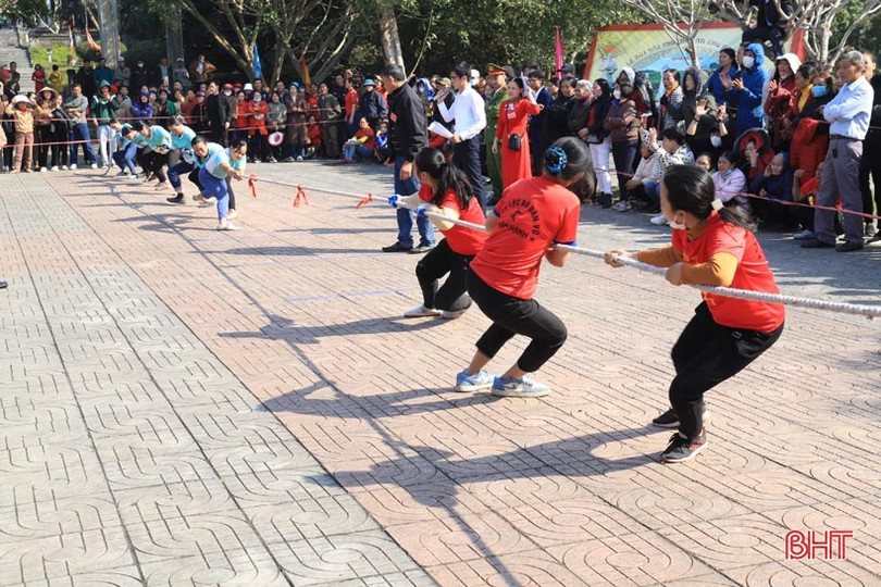 Sôi nổi các hoạt động lễ hội Hải Thượng Lãn Ông Lê Hữu Trác