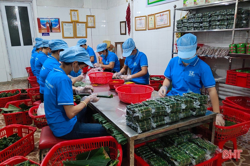 Cơ sở sản xuất OCOP Hà Tĩnh rộn ràng đơn hàng “khai xuân” ảnh 4 Cơ sở sản xuất OCOP Hà Tĩnh rộn ràng đơn hàng “khai xuân”