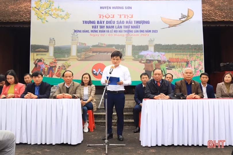 Khai mạc hội thi trưng bày diều sáo tại huyện Hương Sơn