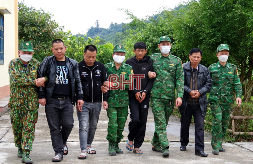 Hà Tĩnh: Triệt phá đường dây đưa người nước ngoài xuất nhập cảnh trái phép