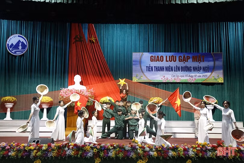 Can Lộc gặp mặt 150 tân binh trước ngày nhập ngũ