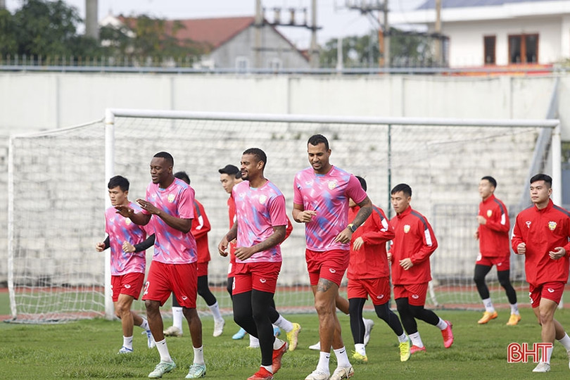 Thông tin về cầu thủ Việt kiều Slovakia trong màu áo Hồng Lĩnh Hà Tĩnh