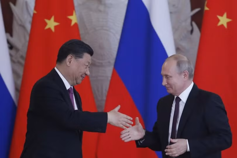 Chủ tịch Trung Quốc Tập Cận Bình (trái) và Tổng thống Nga Vladimir Putin. Ảnh: EPE-EFE Nga muốn đưa quan hệ với Trung Quốc lên tầm cao mới