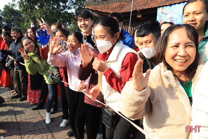 Sôi nổi các hoạt động lễ hội Hải Thượng Lãn Ông Lê Hữu Trác
