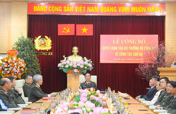Đại tá Đặng Hồng Đức giữ chức Chánh Văn phòng, Trung tướng Tô Ân Xô tiếp tục là Người phát ngôn Bộ Công an