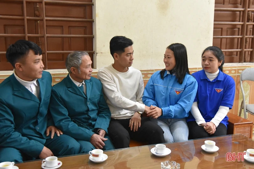 Những “hạt giống đỏ” ở Hà Tĩnh tiếp bước cha anh lên đường tòng quân