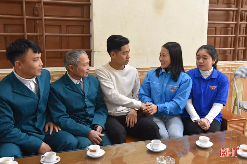 Những “hạt giống đỏ” ở Hà Tĩnh tiếp bước cha anh lên đường tòng quân