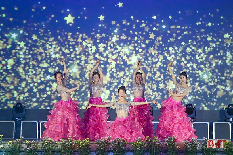 Đặc sắc chương trình nghệ thuật “Khúc Xuân dâng Đảng”