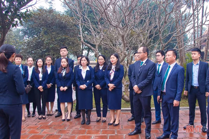 BIDV Hà Tĩnh dâng hương tưởng niệm cố Tổng Bí thư Hà Huy Tập