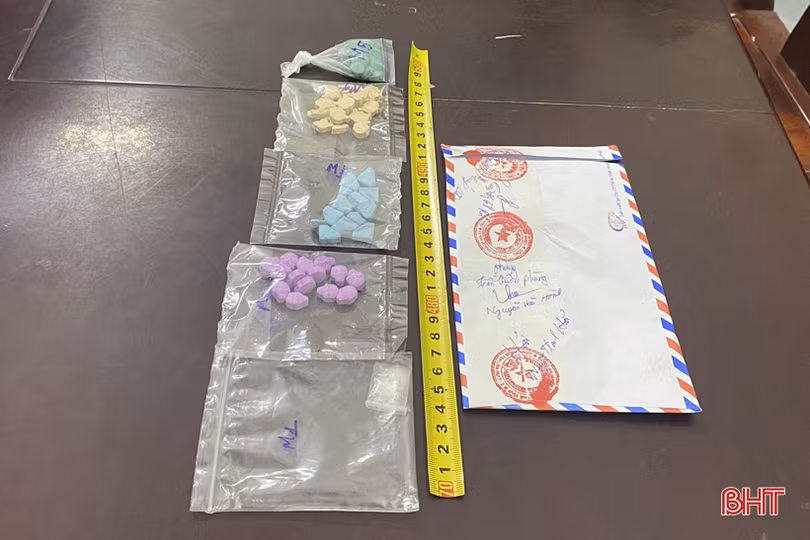 Khởi tố vợ chồng tàng trữ trái phép chất ma túy tại nhà riêng