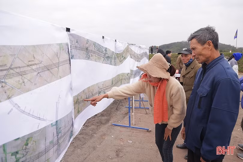 “Đua” tiến độ trên công trường cao tốc Bắc – Nam đoạn qua Hà Tĩnh