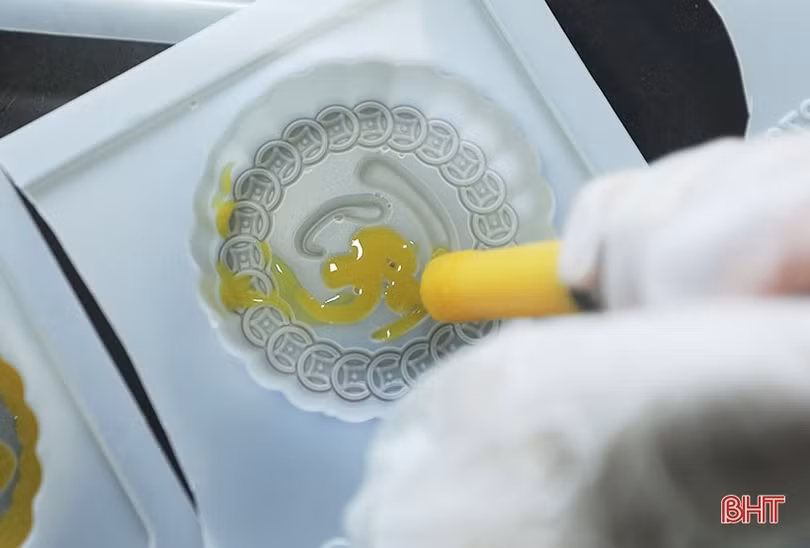 Bánh hũ vàng, thỏi vàng “hút khách” ngày vía Thần Tài ở Hà Tĩnh