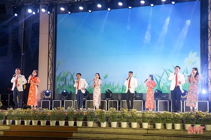 Đặc sắc chương trình nghệ thuật “Khúc Xuân dâng Đảng”