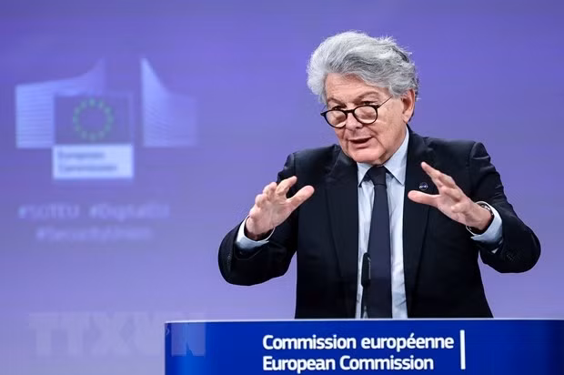 Giới chức EU cảnh báo rủi ro từ công cụ trí tuệ nhân tạo ChatGPT