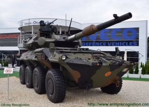 centauro ii xe boc thep banh lop moi nhat cua italia