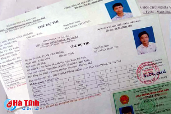 nhat duoc the du thi chay xe trong dem hang chuc km tim tra lai cho thi sinh