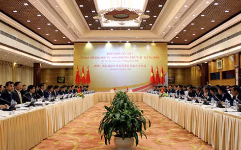 kien tri giai quyet tranh chap bien dong bang bien phap hoa binh
