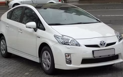toyota trieu hoi 1 43 trieu xe prius va lexus do loi tui khi