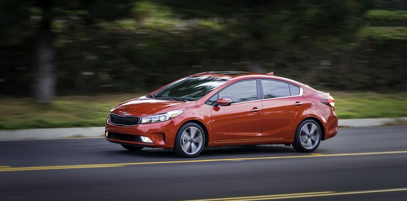 kia forte 2017 trinh lang voi dong co moi thiet ke cai tien