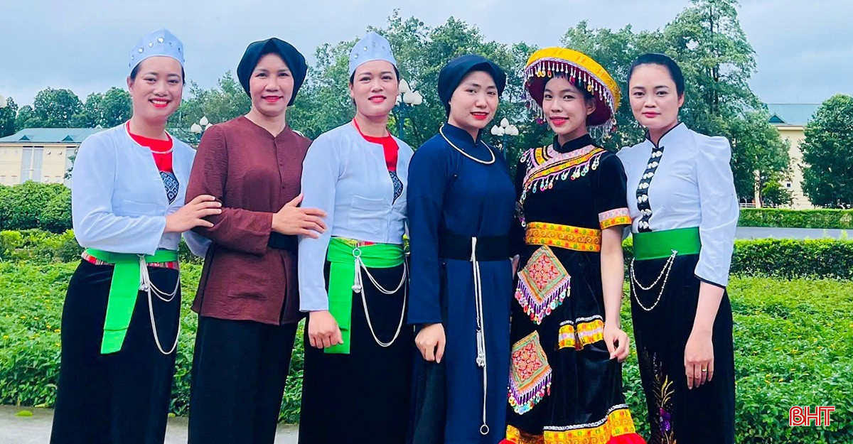 Giữa những giờ luyện tập vất vả, chính sự gắn bó, sẻ chia từ đồng đội trở thành động lực để các nữ dân quân, quân nhân vượt qua thử thách. bqbht_br_1dddd.jpg