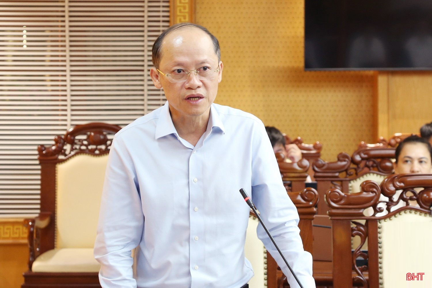 Phó Bí thư Thường trực Tỉnh ủy Nguyễn Hồng Lĩnh phát biểu tại hội nghị. bqbht_br_image-3-5464.jpg