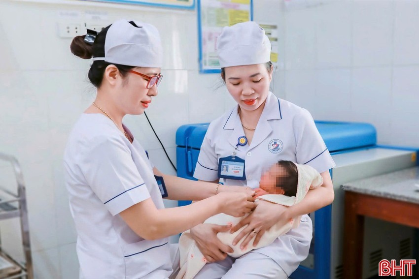 Sau sắp xếp, các trạm y tế sẽ được bổ sung đáng kể về nhân lực. image.jpg