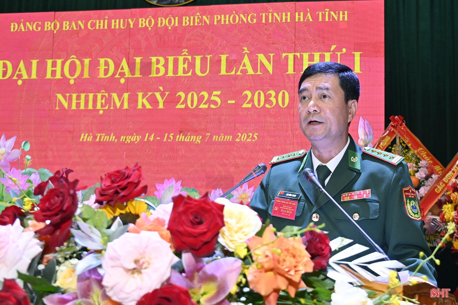 Đại tá Bùi Hồng Thanh - Chỉ huy trưởng Ban Chỉ huy Bộ đội Biên phòng Hà Tĩnh phát biểu tại đại hội. bqbht_br_dsc8726.jpg
