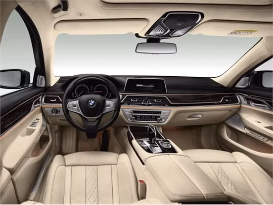 BMW 7-Series thế hệ mới ra mắt, tiết kiệm xăng như xe máy ảnh 3