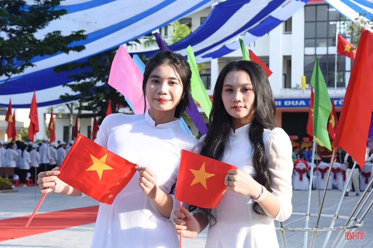 alý tự trọng 3.jpg