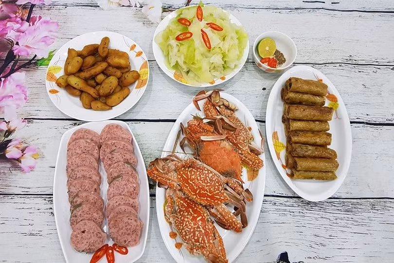 Bữa ăn ngon miễn chê của mẹ 8X khiến chồng con mê tít