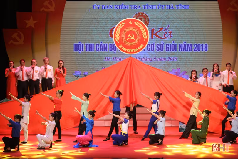 Thi cán bộ kiểm tra cơ sở giỏi: Đợt “tập huấn” với hình thức khác biệt