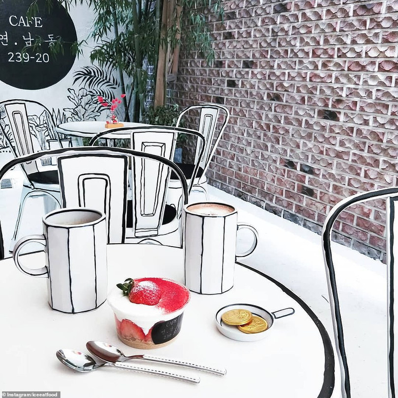 Quán cà phê đánh lừa thị giác độc đáo ở Hàn Quốc