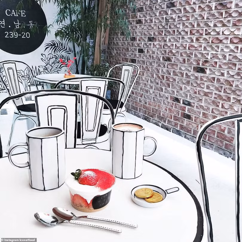 Quán cà phê đánh lừa thị giác độc đáo ở Hàn Quốc