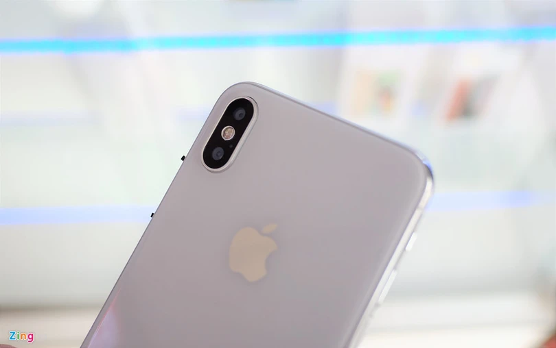 iPhone Xs vừa về, hàng nhái đã bán đầy tại Việt Nam