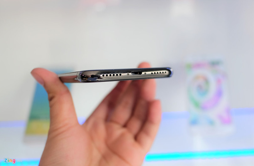 iPhone Xs vừa về, hàng nhái đã bán đầy tại Việt Nam