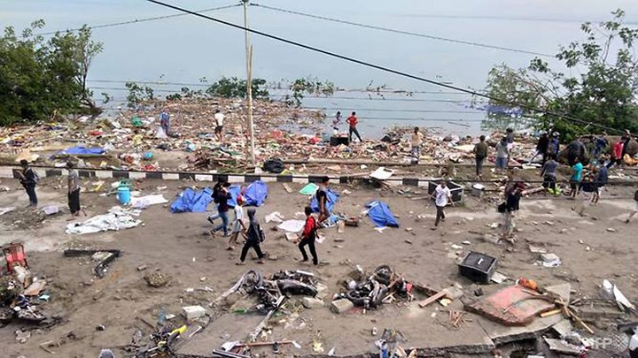 hiện trường tan hoang sau trận động đất, sóng thần ở indonesia hình 1 Khung cảnh tan hoang sau trận động đất, sóng thần ở Indonesia