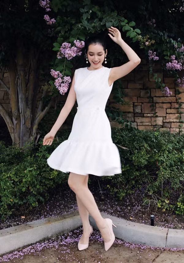 Phối đồ dạo phố mùa thu đẹp như sao Việt