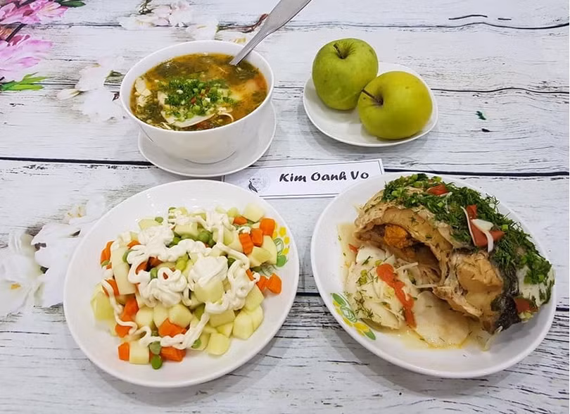 Bữa ăn ngon miễn chê của mẹ 8X khiến chồng con mê tít