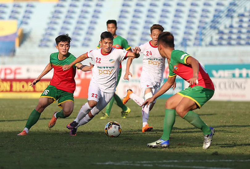 Bùi Tiến Dũng ghi bàn, Viettel thăng hạng V-League 2019