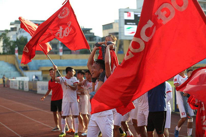 Bùi Tiến Dũng ghi bàn, Viettel thăng hạng V-League 2019