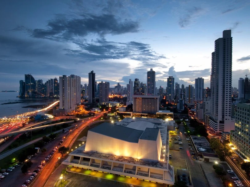 Việt Nam lọt top 15 quốc gia lý tưởng cho người nước ngoài sinh sống, làm việc