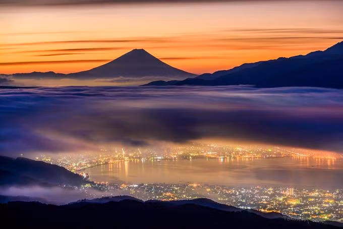 Bộ ảnh chụp núi Phú Sĩ trong 7 năm của nhiếp ảnh gia Nhật Bản