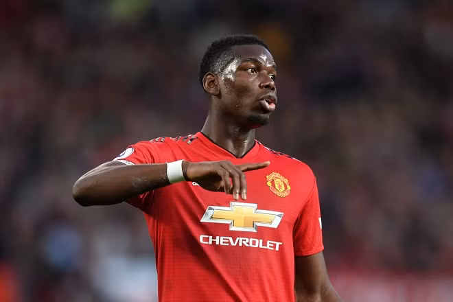 Pogba muốn rời M.U sau khi bị Mourinho tước băng đội trưởng