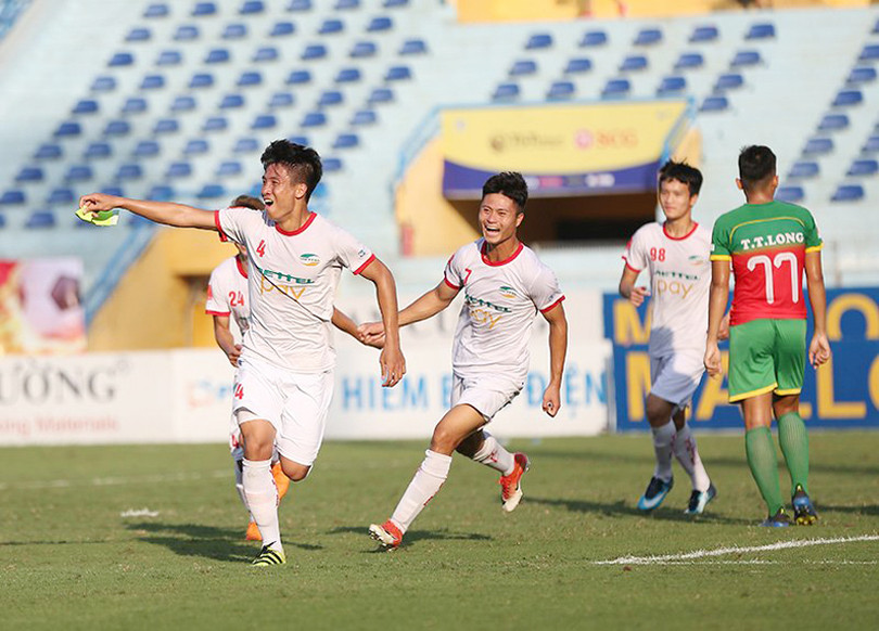 Bùi Tiến Dũng ghi bàn, Viettel thăng hạng V-League 2019