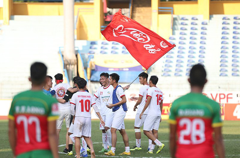 Bùi Tiến Dũng ghi bàn, Viettel thăng hạng V-League 2019