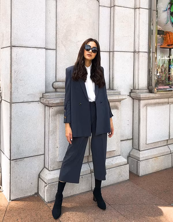 Phối đồ dạo phố mùa thu đẹp như sao Việt