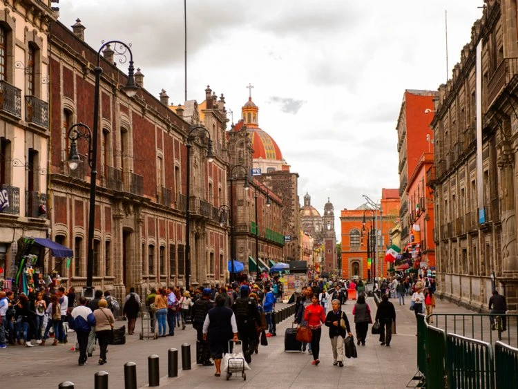 Việt Nam lọt top 15 quốc gia lý tưởng cho người nước ngoài sinh sống, làm việc